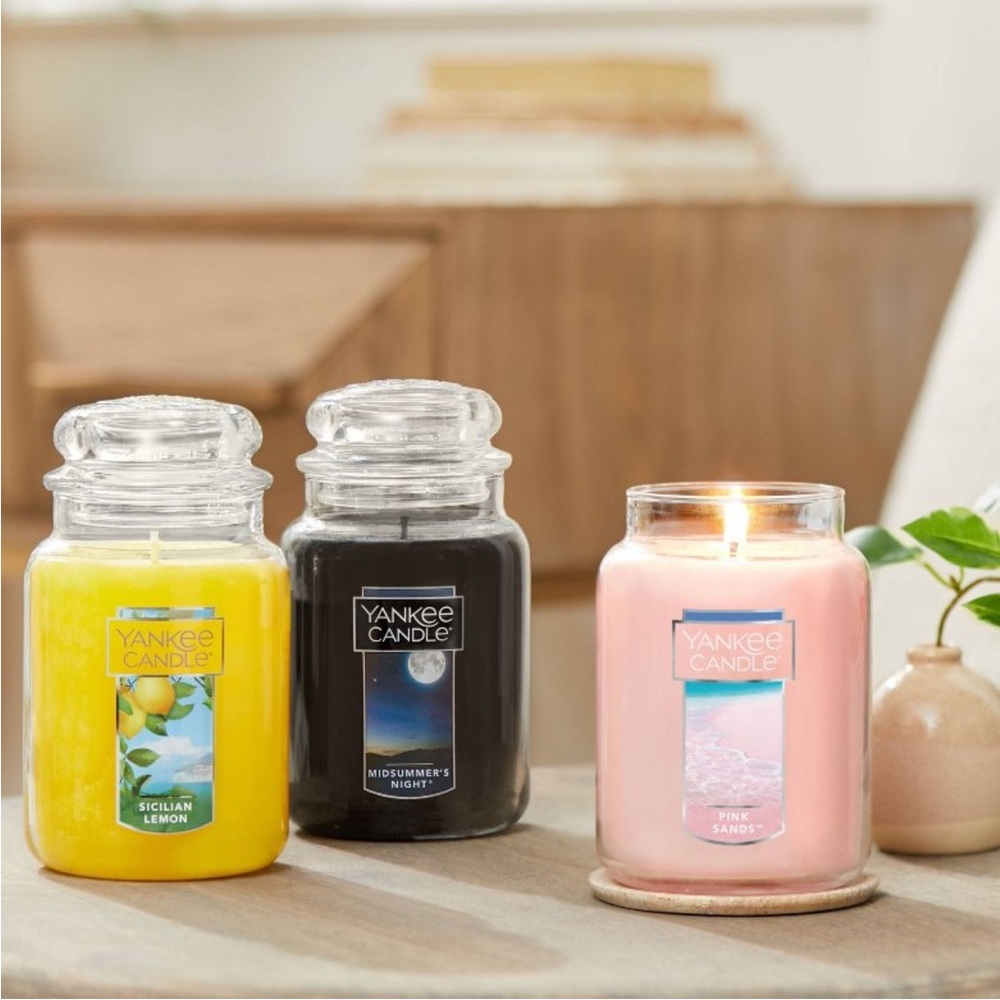 YANKEE CANDLE NWT Sicilian lemon original large jar candle lidded -22oz - Picture 4 of 7